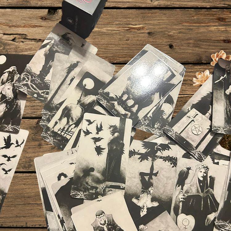 Murder of Crows Tarot – Gothic Black & White Shadow Deck (Classic & Mini Editions)